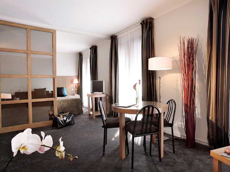 La Residence Du Roy Paris Champs Elysees Εξωτερικό φωτογραφία