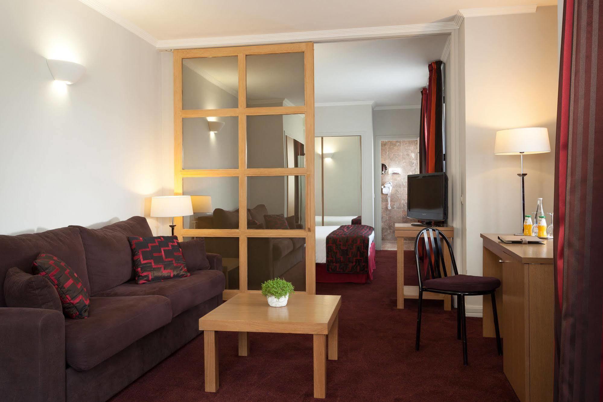 La Residence Du Roy Paris Champs Elysees Εξωτερικό φωτογραφία